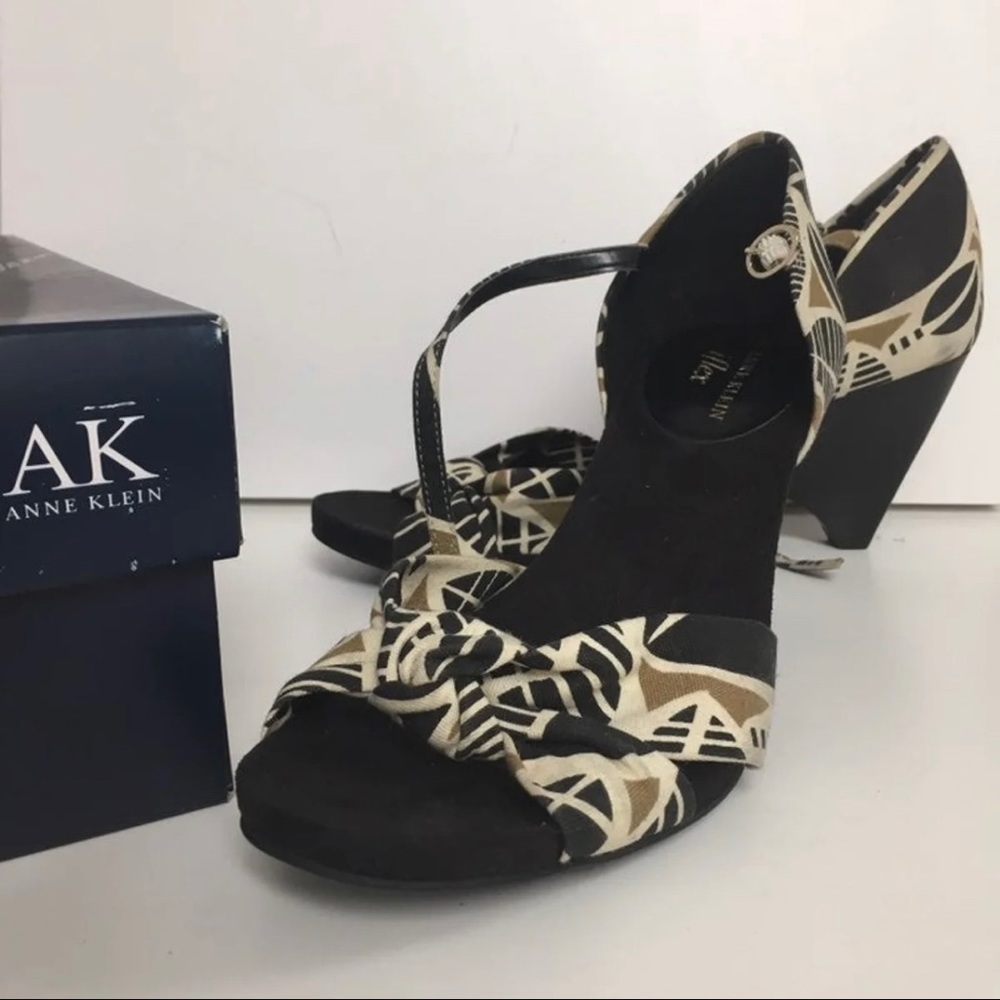 New Anne Klein iFlex Size 8